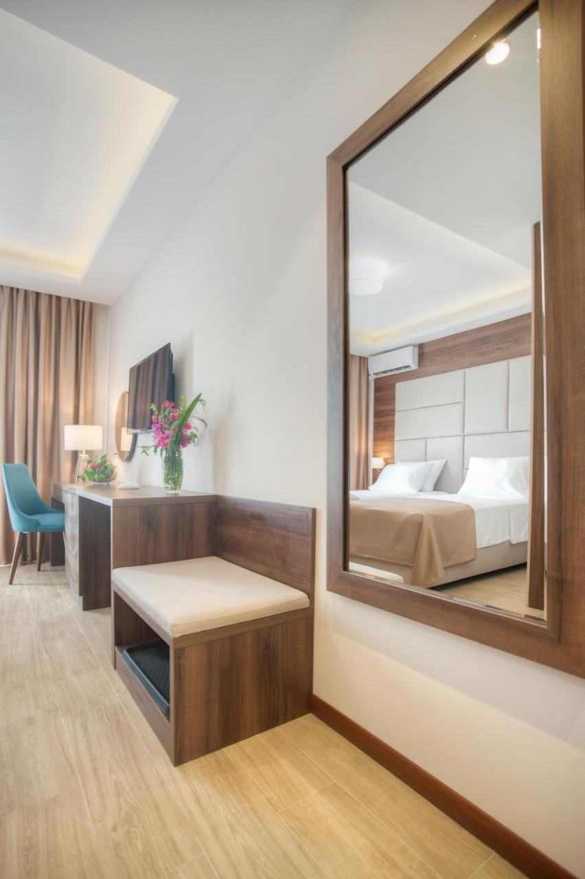 Hotel Twelve By Aycon Budva Exterior photo