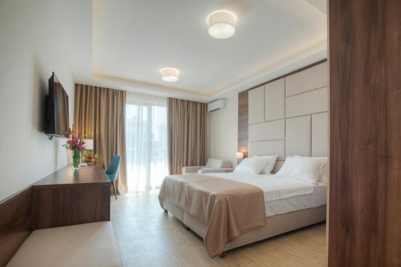 Hotel Twelve By Aycon Budva Exterior photo
