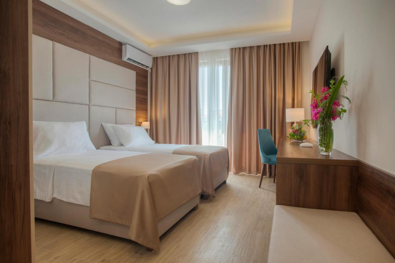 Hotel Twelve By Aycon Budva Exterior photo
